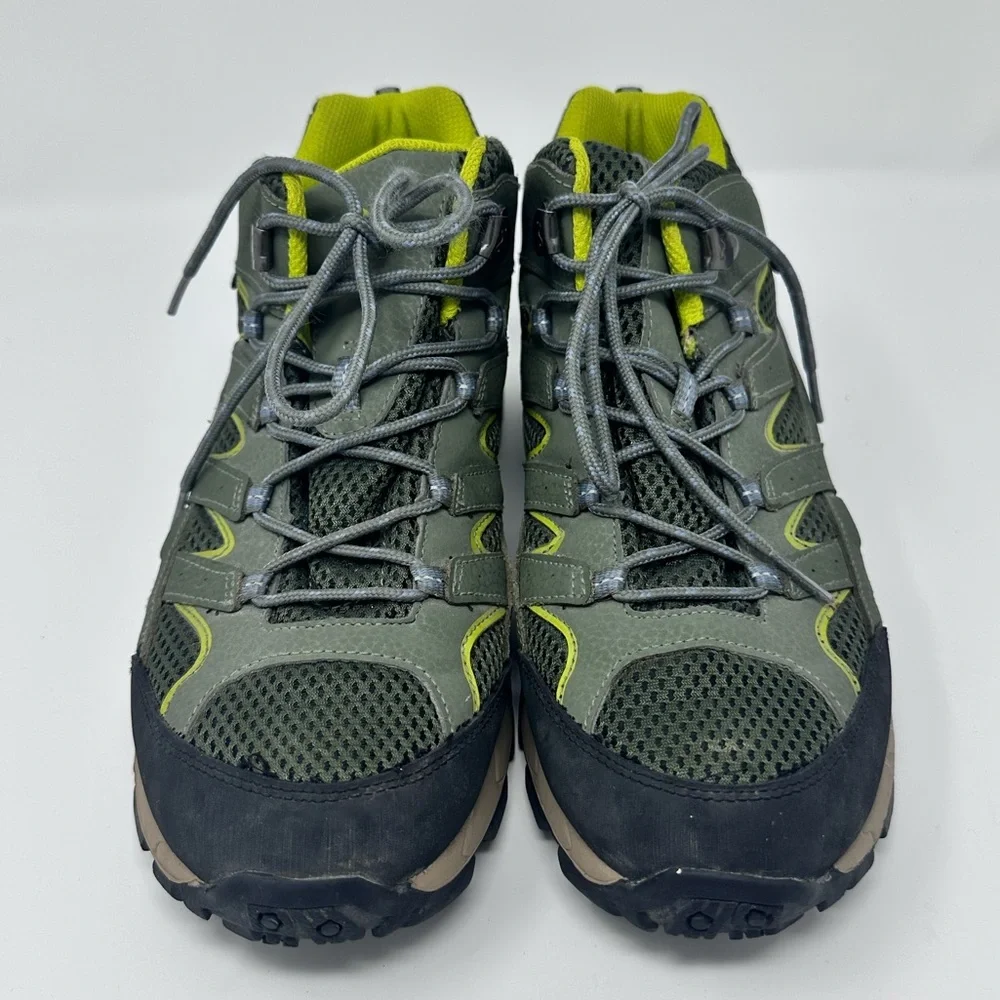 Merrell explore outdoors